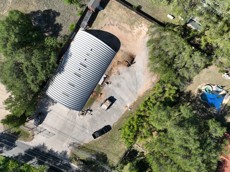 More Photos Of 8626 Old Bee Caves Rd, Austin Warehouse For Lease