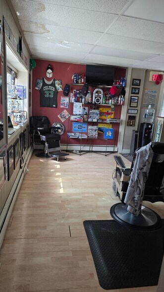 More Photos Of 741 Main Rd & 2 Haskins Rd, Tiverton Storefront Retail Residential For Sale