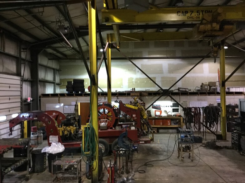 More Photos Of 1217 Laurel Hill Dr, Mc Donald Manufacturing For Sale