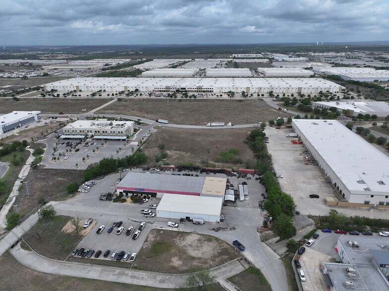 More Photos Of Verde Parkway, Schertz Land For Sale
