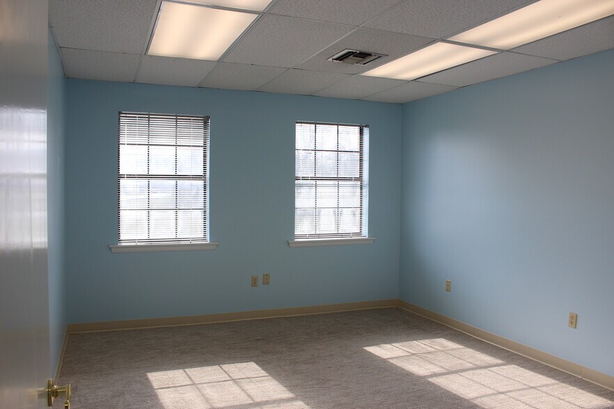 More Photos Of 5000 W 4th St, Hattiesburg Medical For Lease