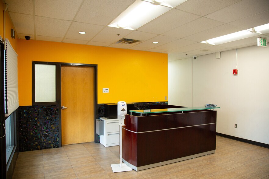 More Photos Of 3901 Midway Pl NE, Albuquerque Manufacturing For Sale