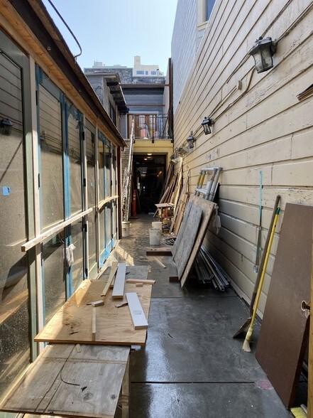 More Photos Of 1851-1853 Union St, San Francisco Restaurant For Lease