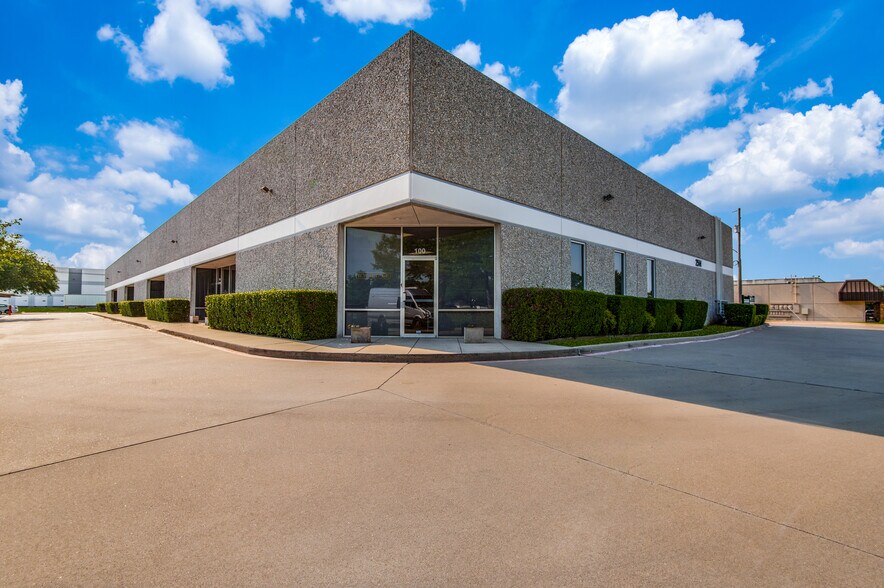 More Photos Of 2514 Tarpley Rd, Carrollton Light Distribution For Lease