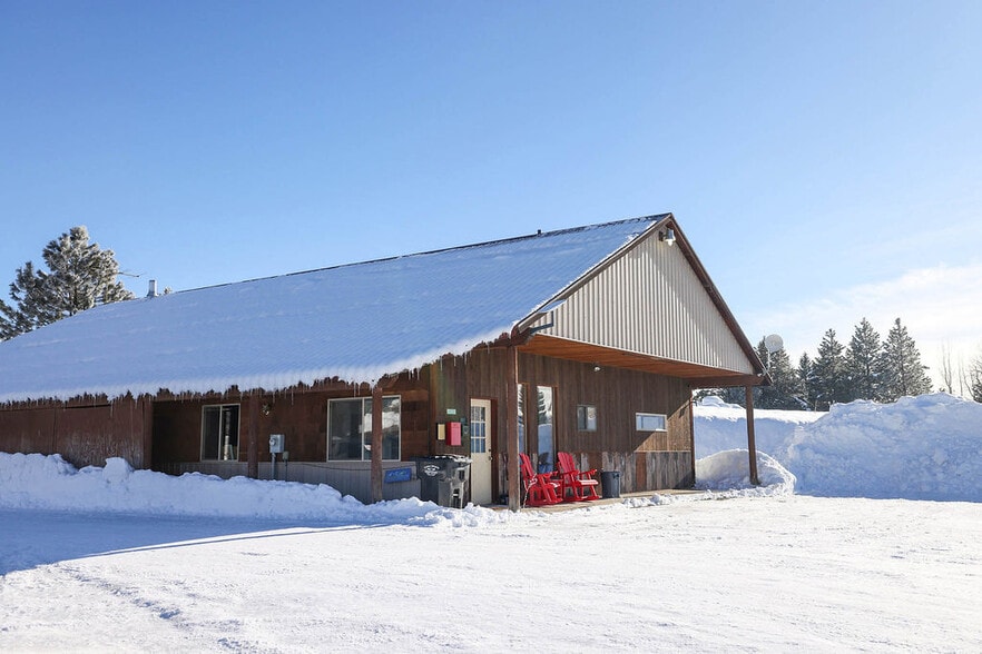 More Photos Of 105 E Jacob St, McCall Service For Sale