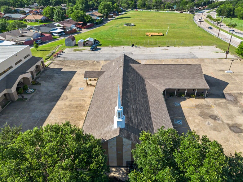 More Photos Of 2111 Skyline Dr, Mesquite Religious Facility For Sale