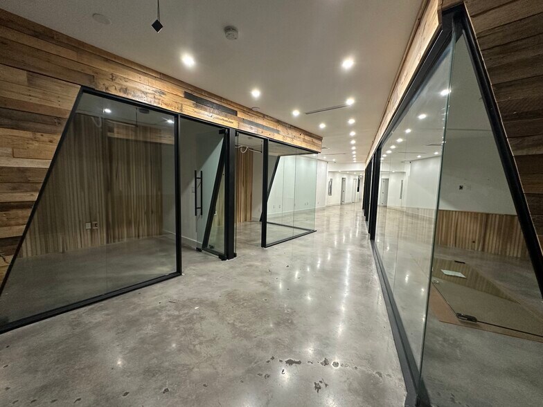 More Photos Of 4151 NW 2nd Ave, Miami Loft Creative Space For Lease
