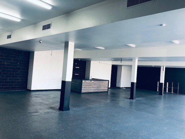 More Photos Of 770 Georges Rd, North Brunswick Storefront For Lease