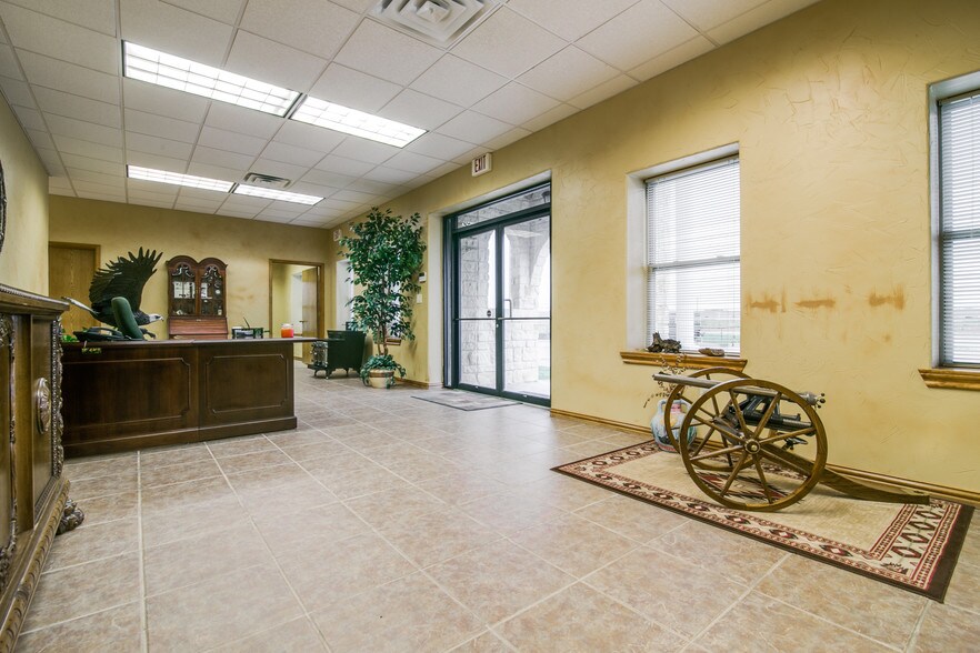 More Photos Of 4132 Interstate 30 W, Caddo Mills Coworking Space