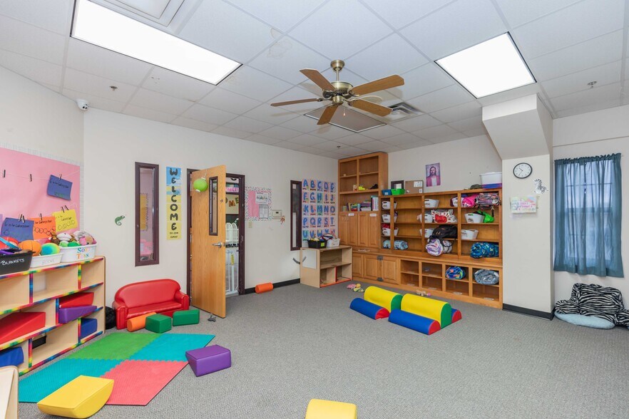 More Photos Of 2400 N Coulter St, Amarillo Religious Facility For Sale