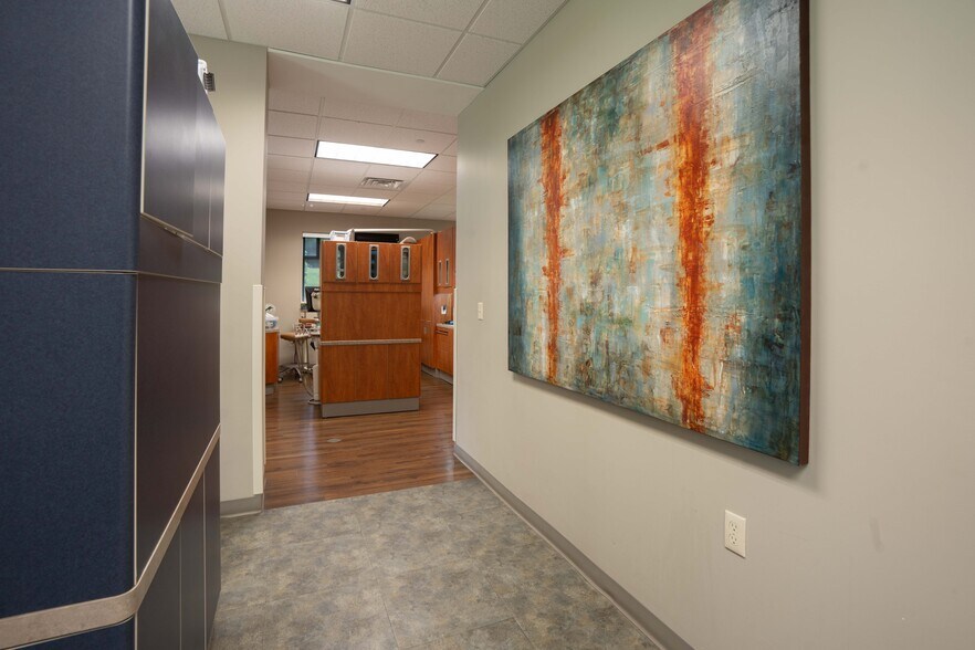 More Photos Of 1941 S Germantown Rd, Germantown Medical For Lease