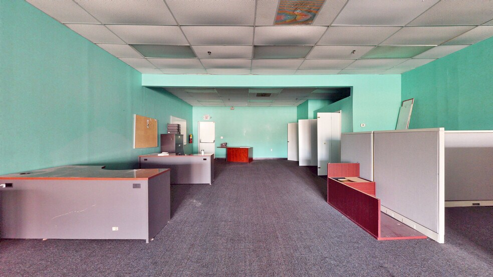 More Photos Of 45 S New York Ave, Galloway Unknown For Lease