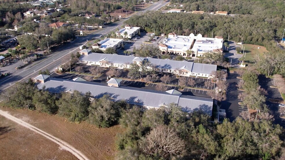 More Photos Of 737 Highway 466, Lady Lake Office For Sale