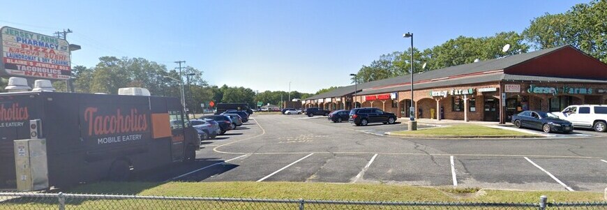 More Photos Of 1820 Lanes Mill Rd, Brick General Retail For Lease