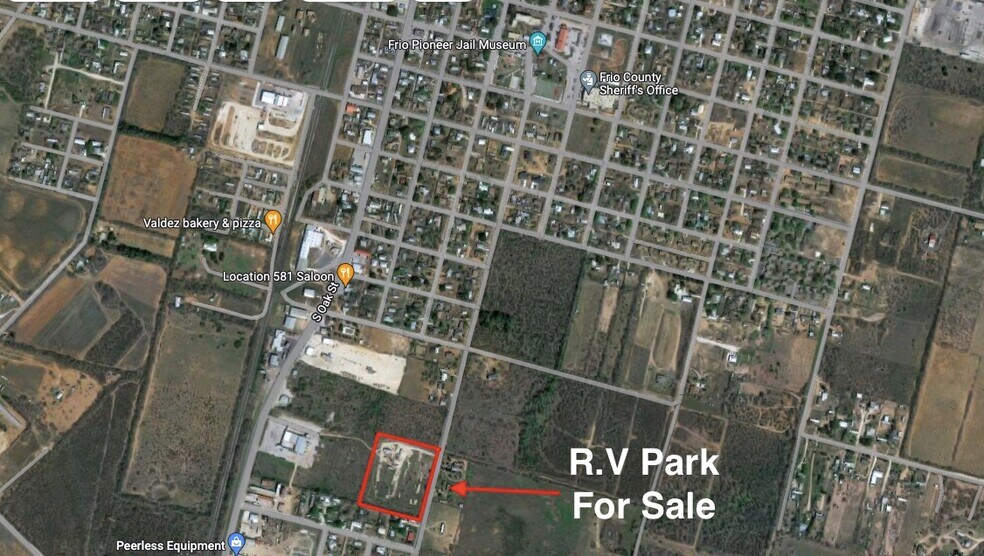 More Photos Of 1411 S Pecan, Pearsall Trailer Camper Park For Sale