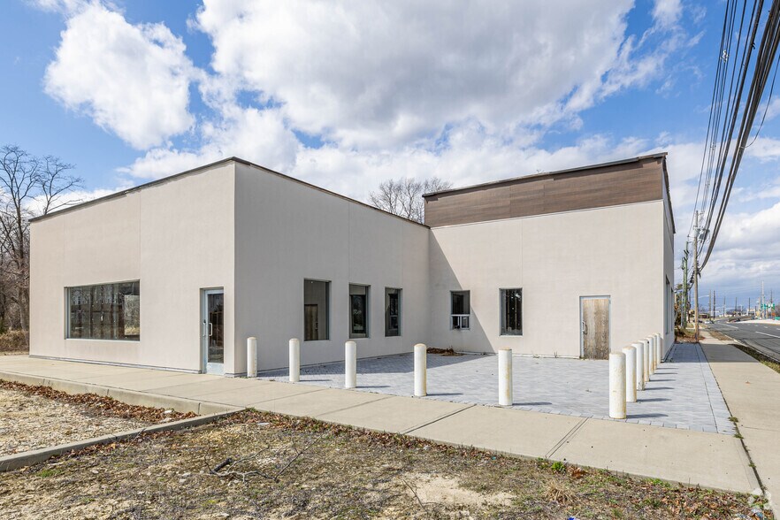 Primary Photo Of 252 State Route 35 S, Eatontown Freestanding For Sale
