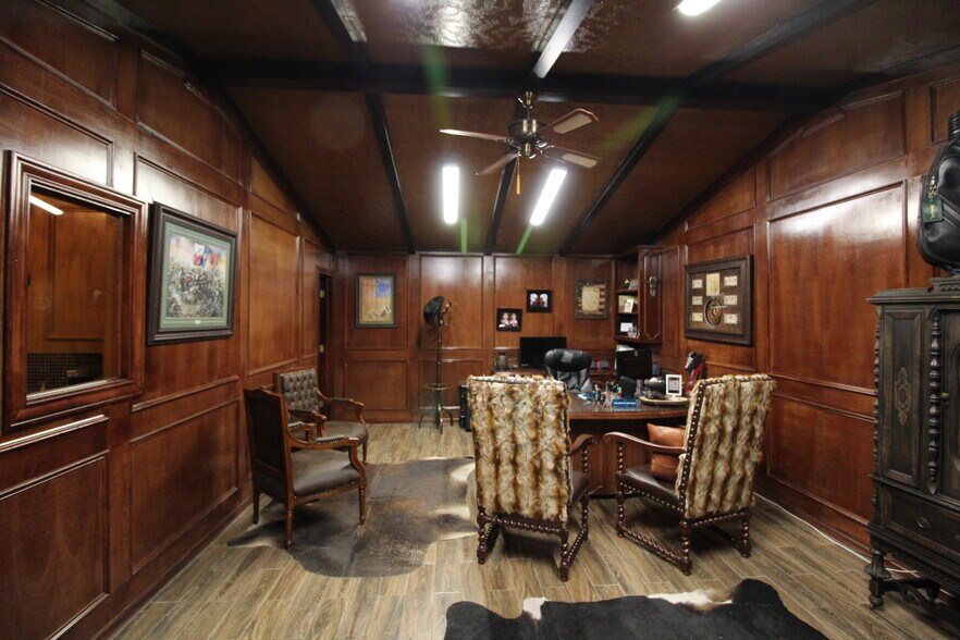 More Photos Of 1221 W University Blvd, Odessa Medical For Sale