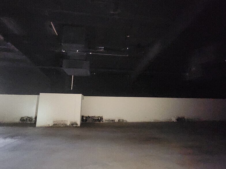 More Photos Of Martin Luther King Hwy, Eutaw Warehouse For Sale