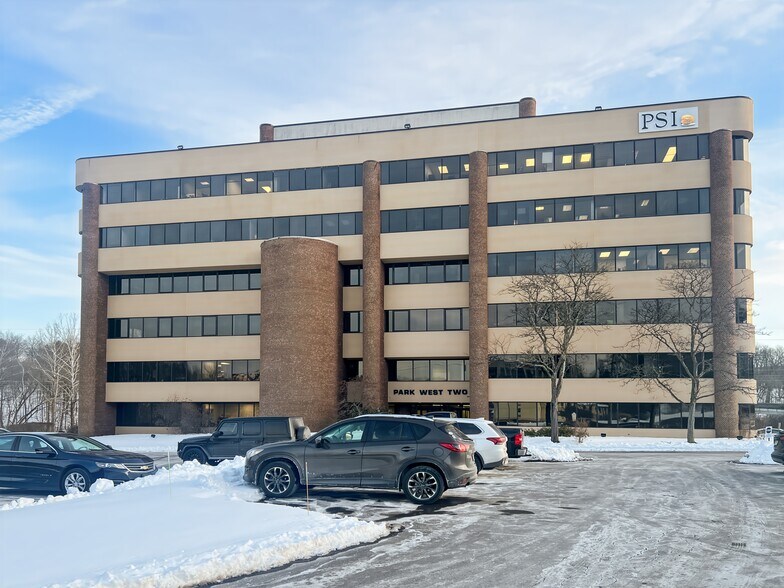 More Photos Of 2000 Cliff Mine Rd, Pittsburgh Coworking Space