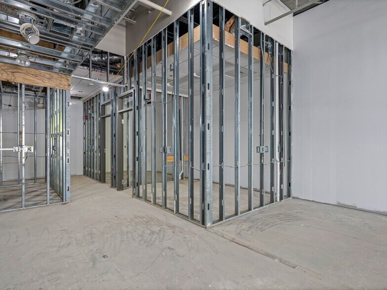 More Photos Of 408 Depot St, Asheville Medical For Sale