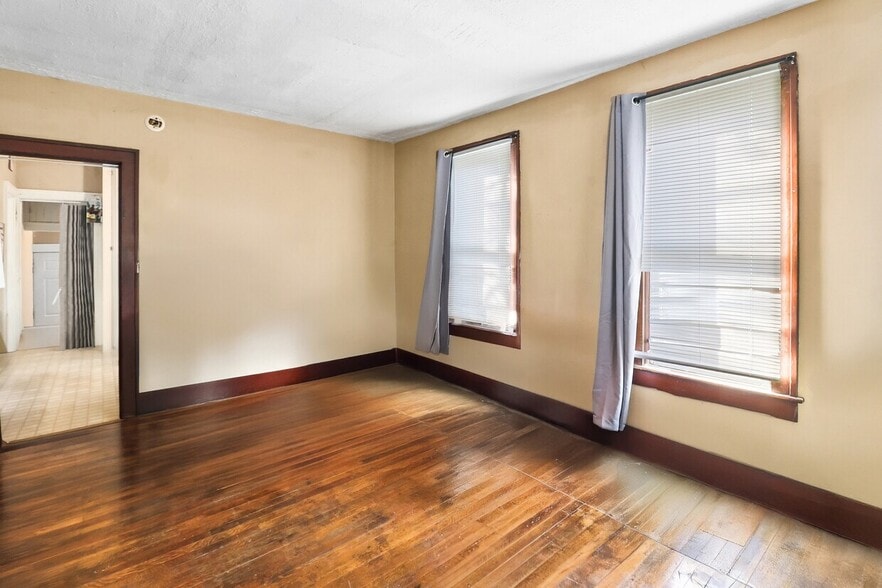 More Photos Of 499 Brown St, Akron Apartments For Sale