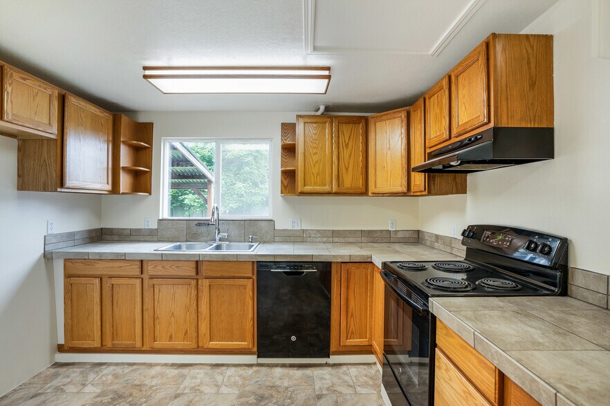 More Photos Of 1133 Irvington Dr, Eugene Land For Sale