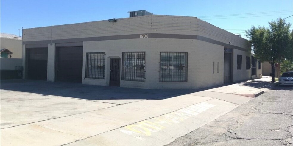 Primary Photo Of 1500 Wyoming Ave, El Paso Auto Repair For Sale