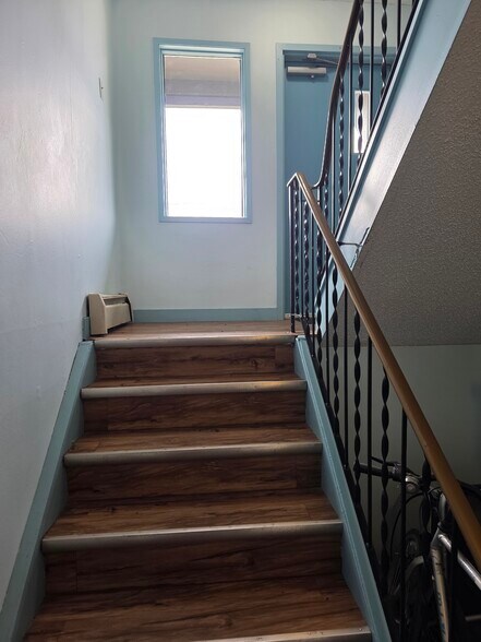 More Photos Of 4503 73rd St NW, Calgary Apartments For Sale