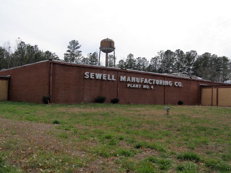 More Photos Of 2580 Highway 46, Heflin Warehouse For Lease