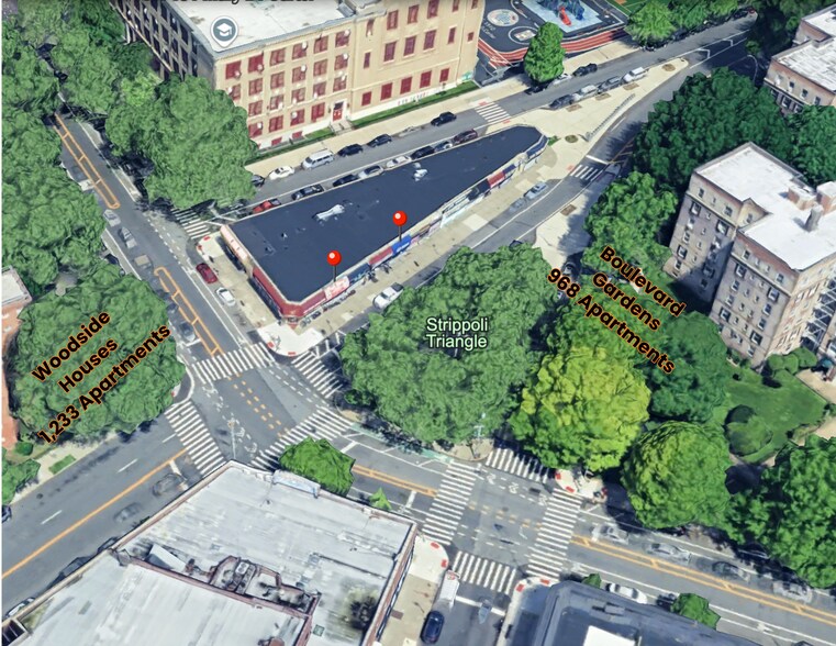 More Photos Of 3092 51st St, Woodside Storefront For Lease
