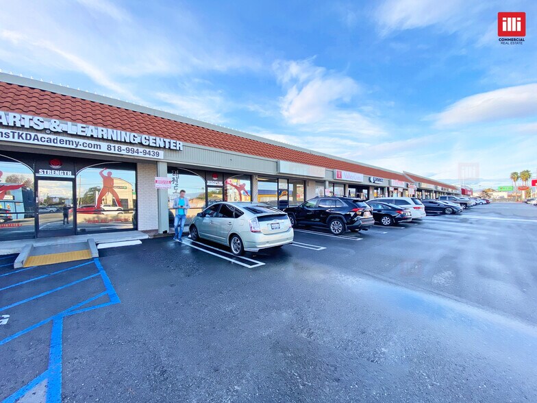 More Photos Of 6265 Sepulveda Blvd, Van Nuys Unknown For Lease