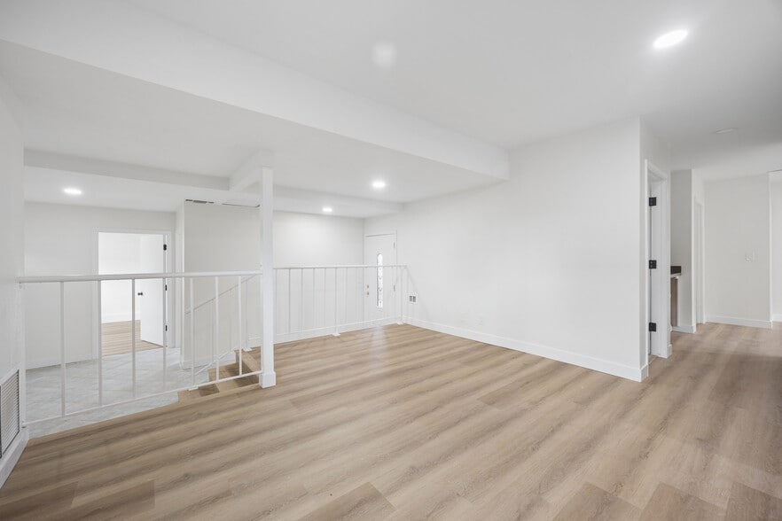 More Photos Of 1457 E Chapman Ave, Fullerton Office For Sale