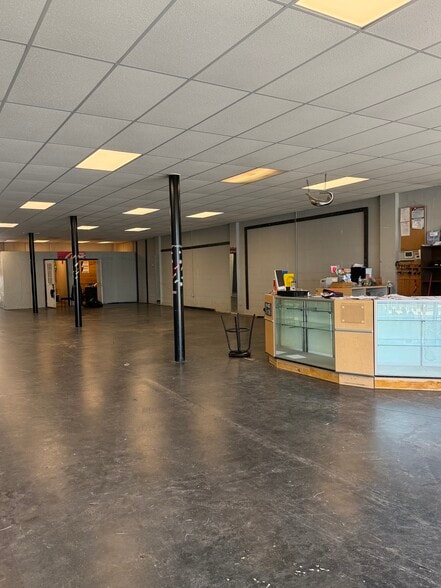 More Photos Of 1215 S Monroe St, Tallahassee Freestanding For Lease