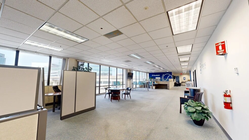 More Photos Of 815 S Main St, Jacksonville Office For Lease