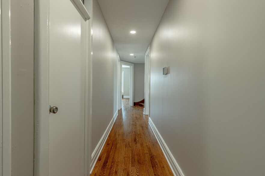 More Photos Of 1303 11th St, Monroe Storefront Retail Office For Lease