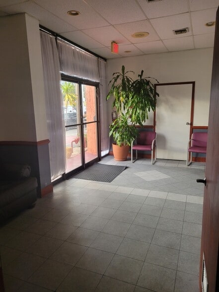 More Photos Of 161 NE 183rd St, Miami Medical For Sale