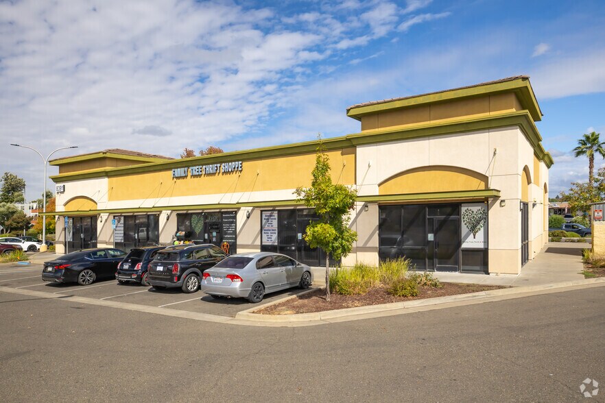 Primary Photo Of 8391 Folsom Blvd, Sacramento Freestanding For Lease
