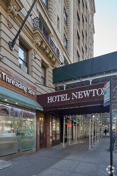 More Photos Of 2528 Broadway, New York Hotel For Lease