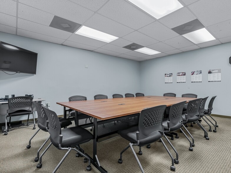 More Photos Of 86 Asheland Ave, Asheville Medical For Lease