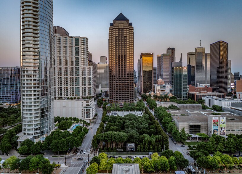 More Photos Of 2001 Ross Ave, Dallas Office For Lease
