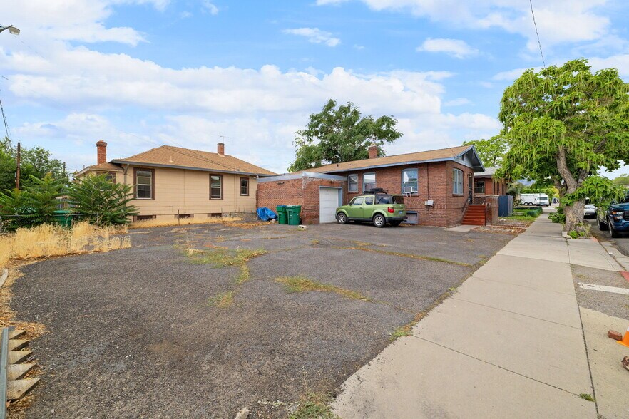More Photos Of 800 S Center St, Reno Office Residential For Sale