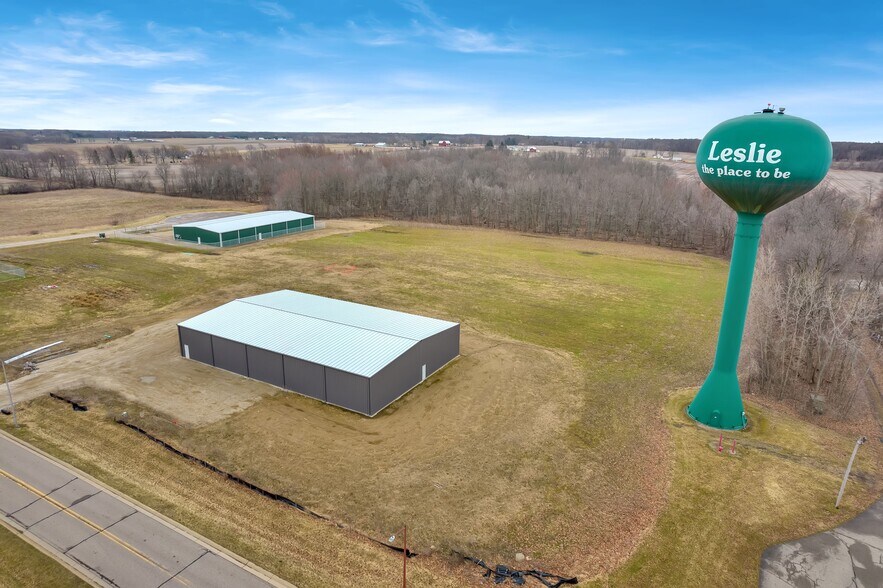 More Photos Of 833 Rice St, Leslie Warehouse For Sale