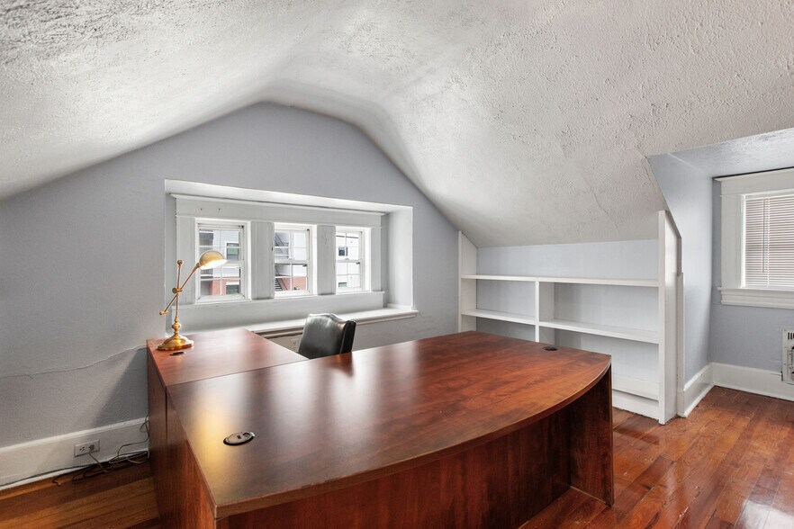 More Photos Of 1325 W Cass St, Tampa Office For Lease