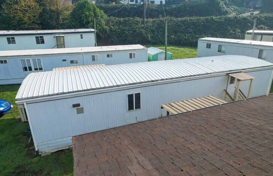 More Photos Of 93531 Coal Bank Ln, Coos Bay Manufactured Housing Mobile Home Park For Sale