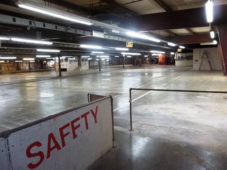 More Photos Of 1250 Tank Street, Neodesha Industrial For Sale