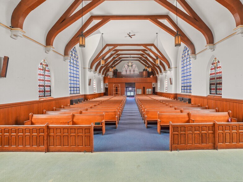 More Photos Of 480 State St, Conneaut Religious Facility For Sale