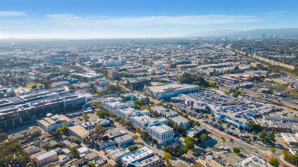 More Photos Of 9050 Washington Blvd, Culver City Unknown For Lease