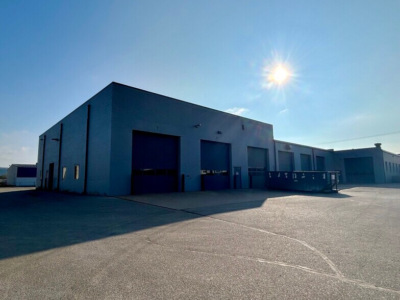 More Photos Of 207 Causeway Blvd, La Crosse Industrial For Sale