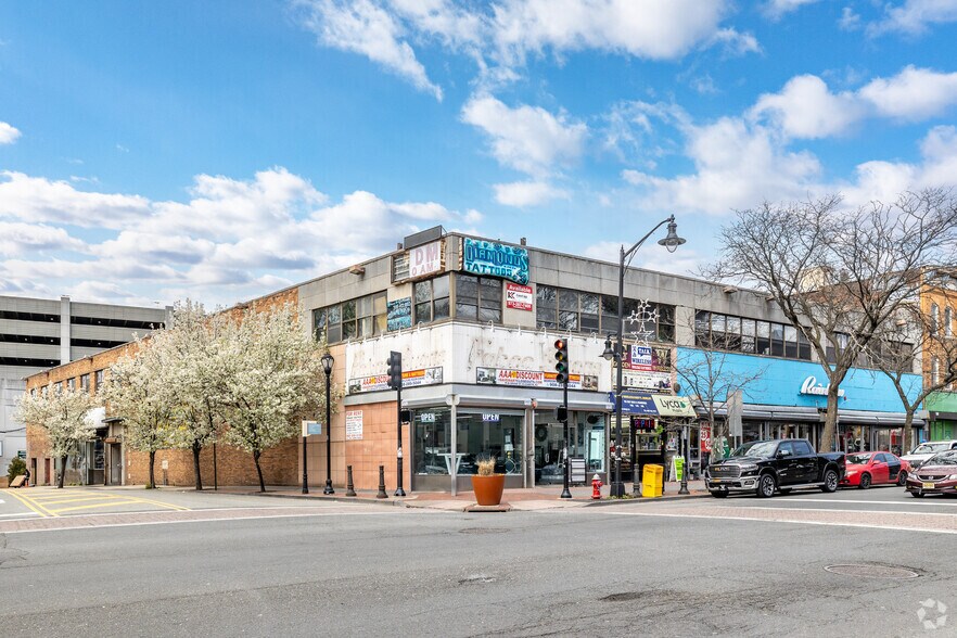 Primary Photo Of 44-54 Broad St, Elizabeth Storefront For Lease