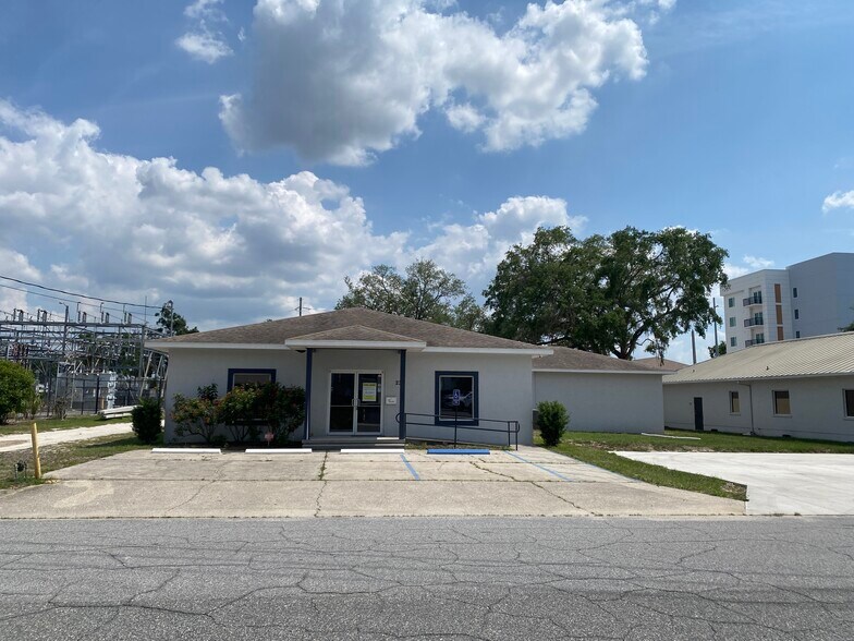 More Photos Of 236 Avenue D SW, Winter Haven Medical For Lease